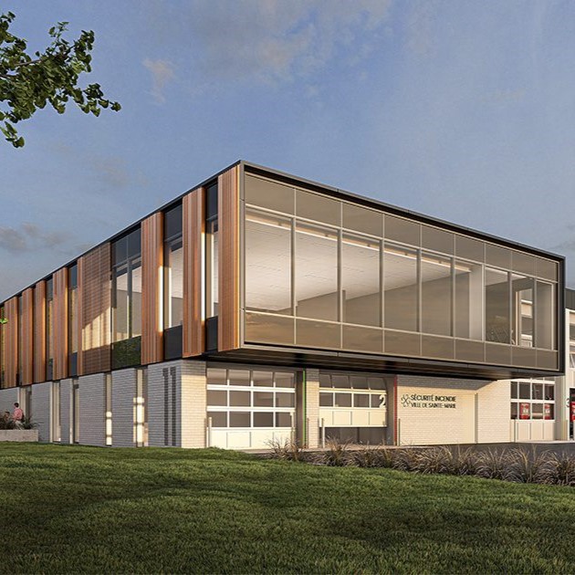 Portes et cadres architecturaux en acier installés dans la caserne de pompiers de Sainte-Marie-de-Beauce, Québec – Raymond Architectural